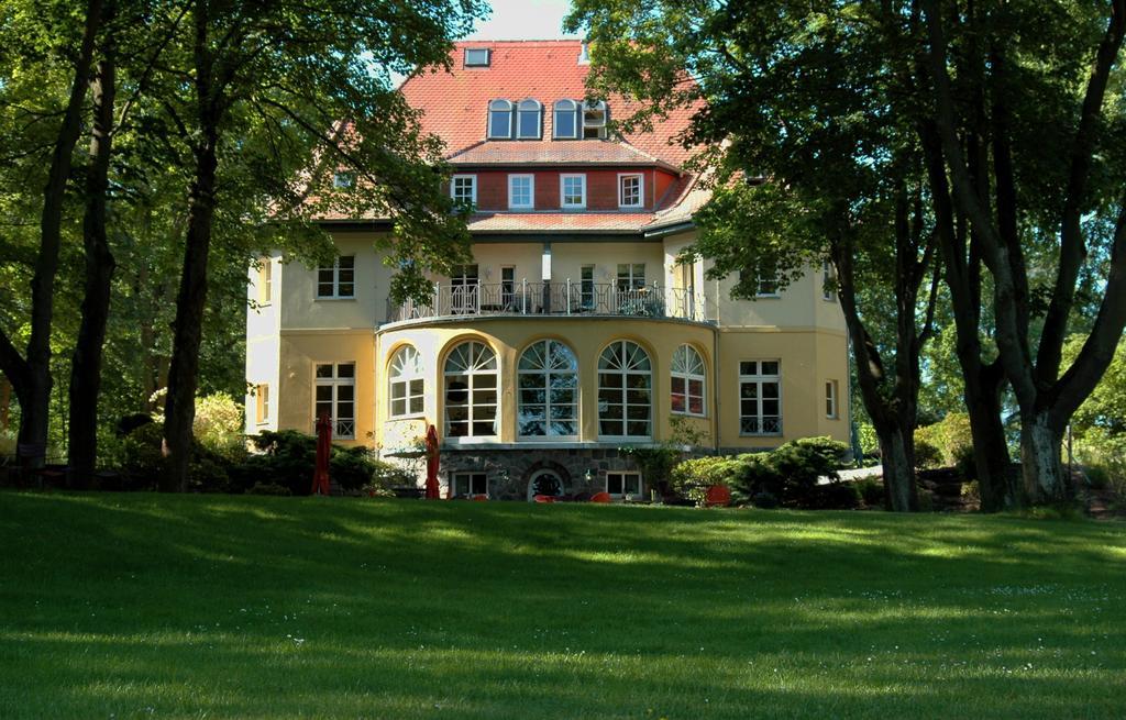 Landhaus Himmelpfort Am See Furstenberg-Havel Exterior photo